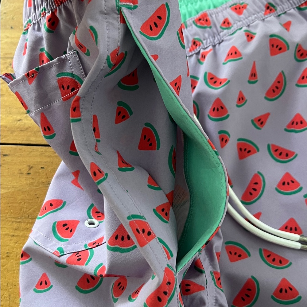 Bonobos 9inch inseam watermelon print size L swim shorts - Picture 7 of 13